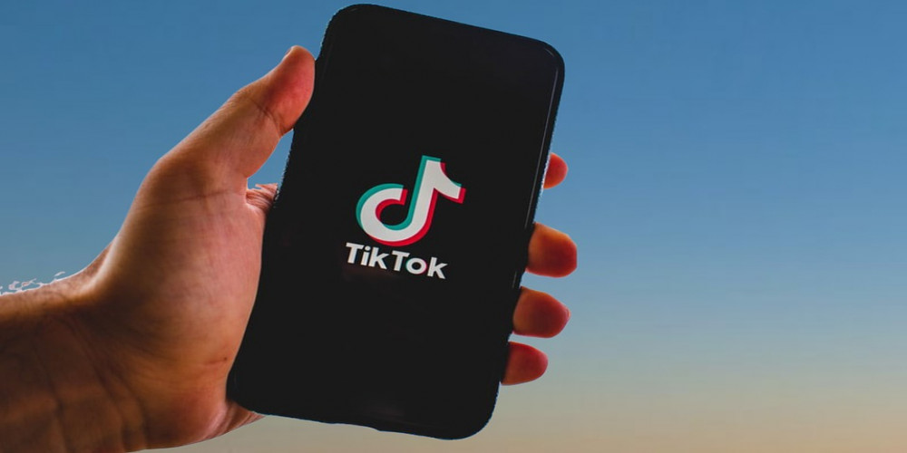 TikTok introduces new features including photo mode for images and longer captions for video clips up to 2,200 characters.